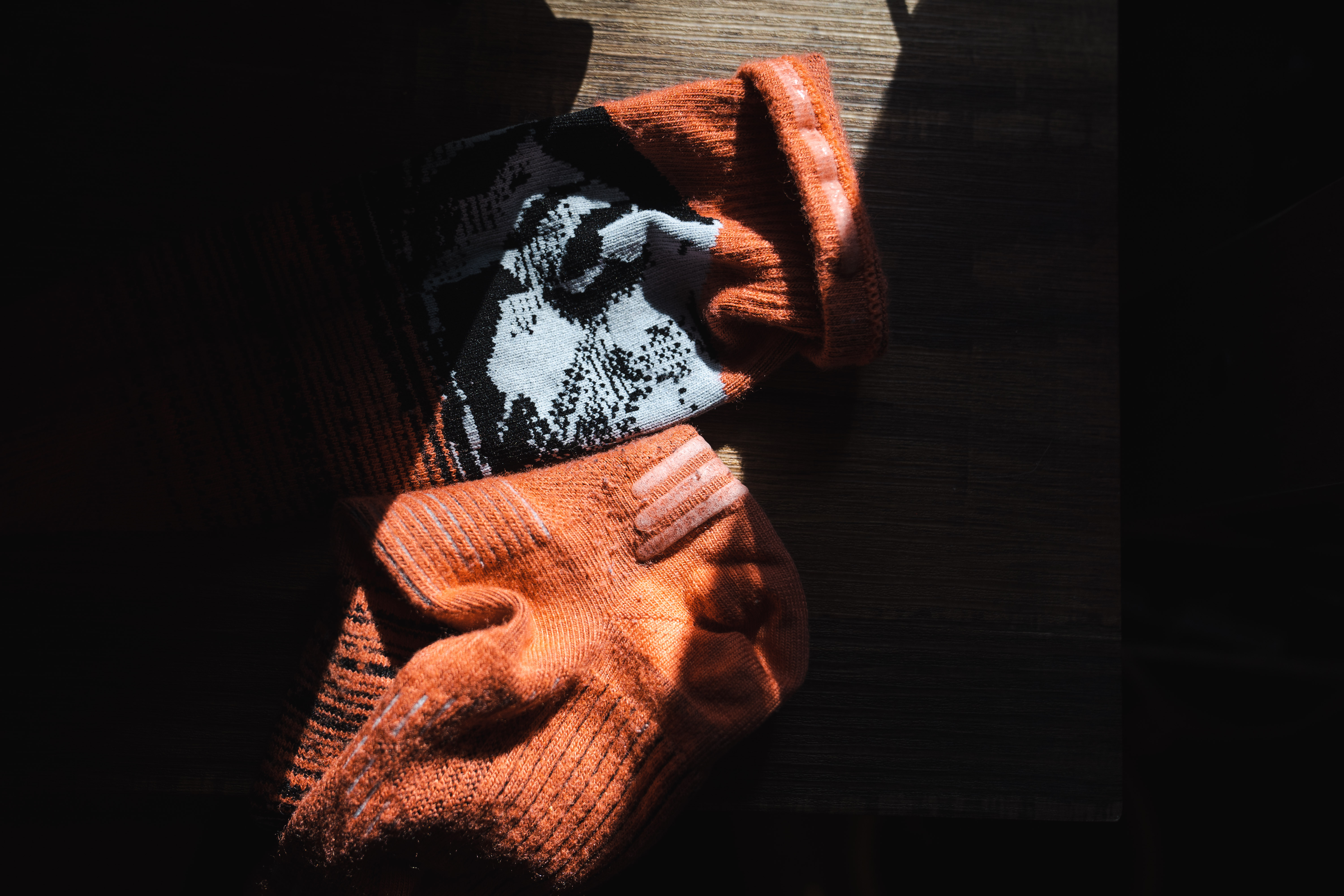 Not built with compression, the Le Bent’s Cody Townsend & Elyse Saugstad Pro Series Zero Cushion Socks have silicone strips to help the socks stay in place; (photo/Eligh Purvis)