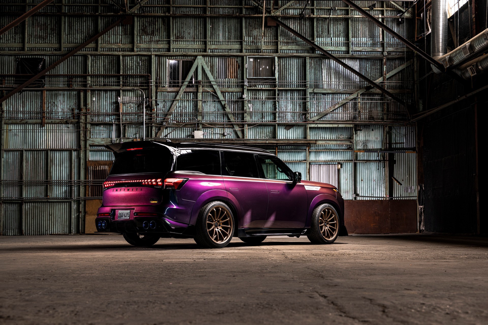 Infiniti QX80 R-Spec