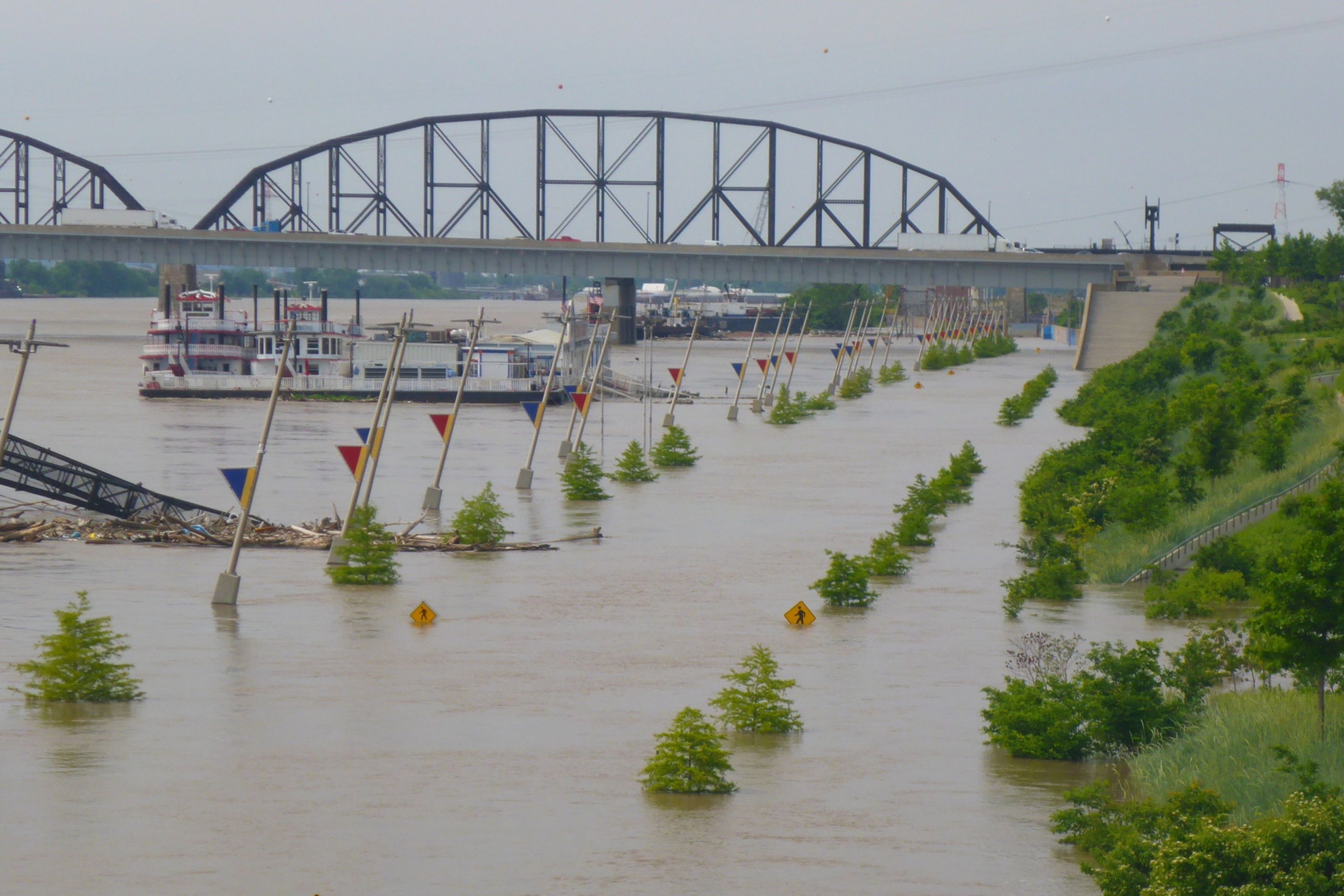 flooding by bridge