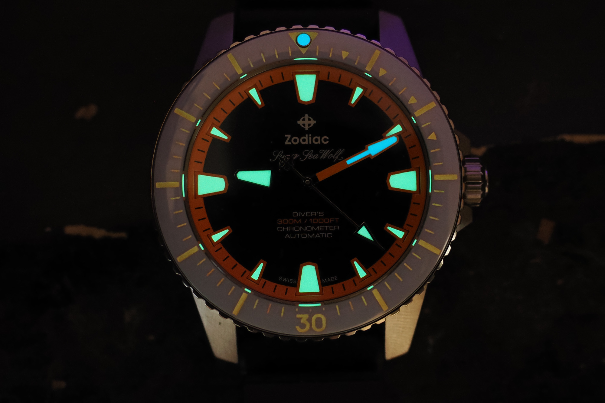 GiantMouse X Zodiac lume
