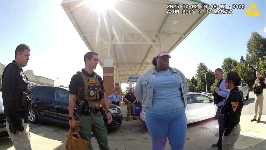 Shoplifter Tries to Run With ,000 in Sunglasses & Bear Sprays Employee When She Can’t