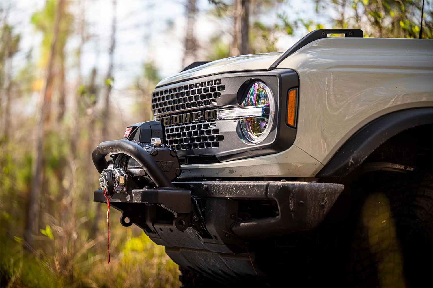 2022 Ford Bronco Everglades - winch and bumper