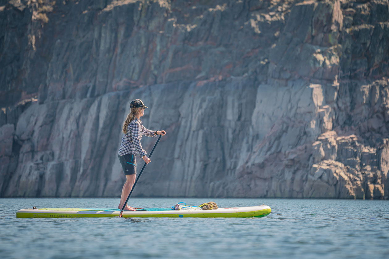 Senior Editor Morgan Tilton testing a SUP; (photo/Eric Phillips)