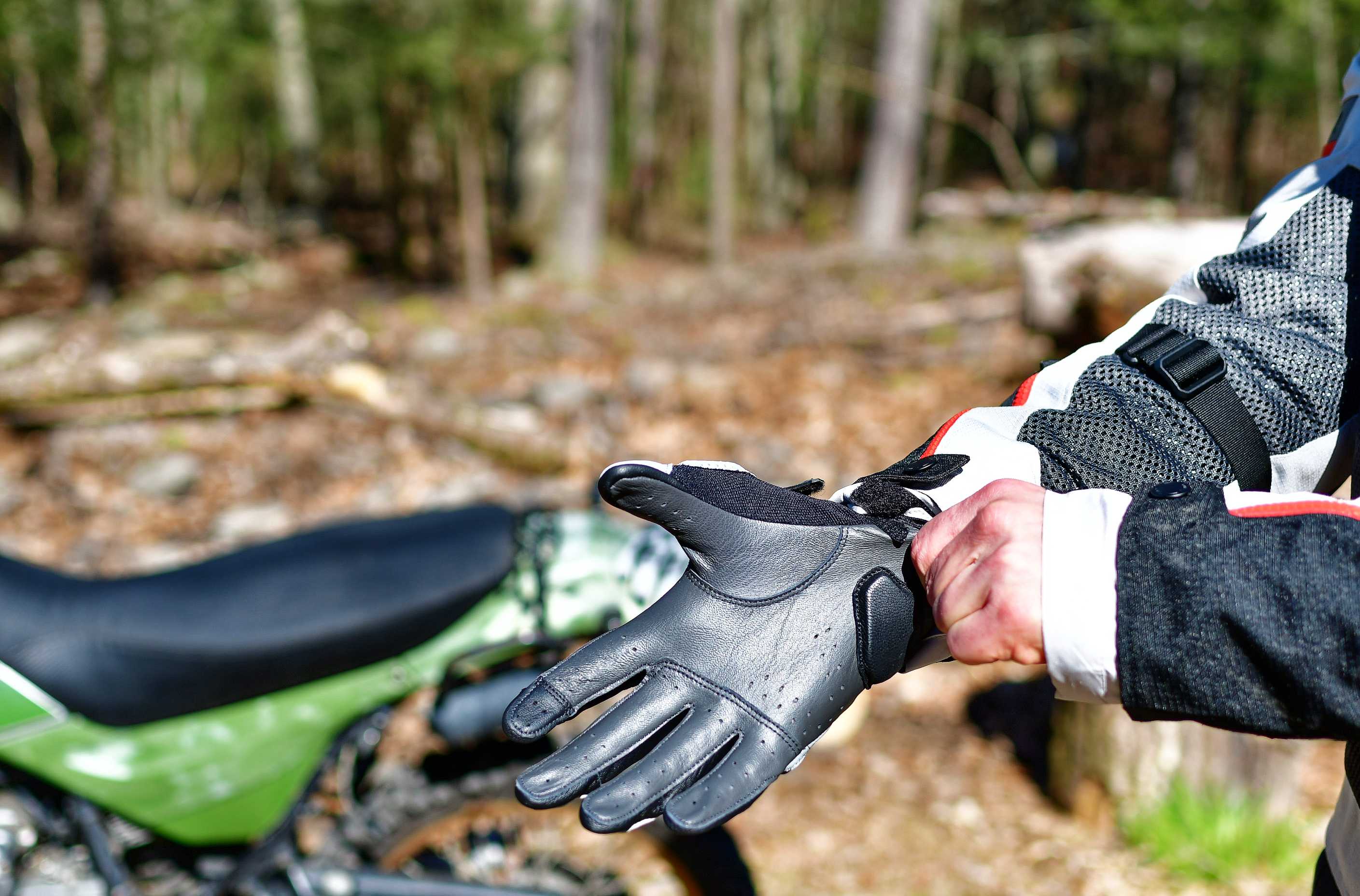 the palm side of a moto glove 