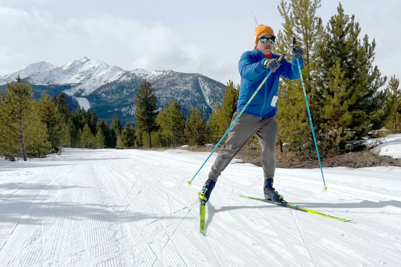 Skate skier on the Fischer Speedmax 9 RL BOA ski boot