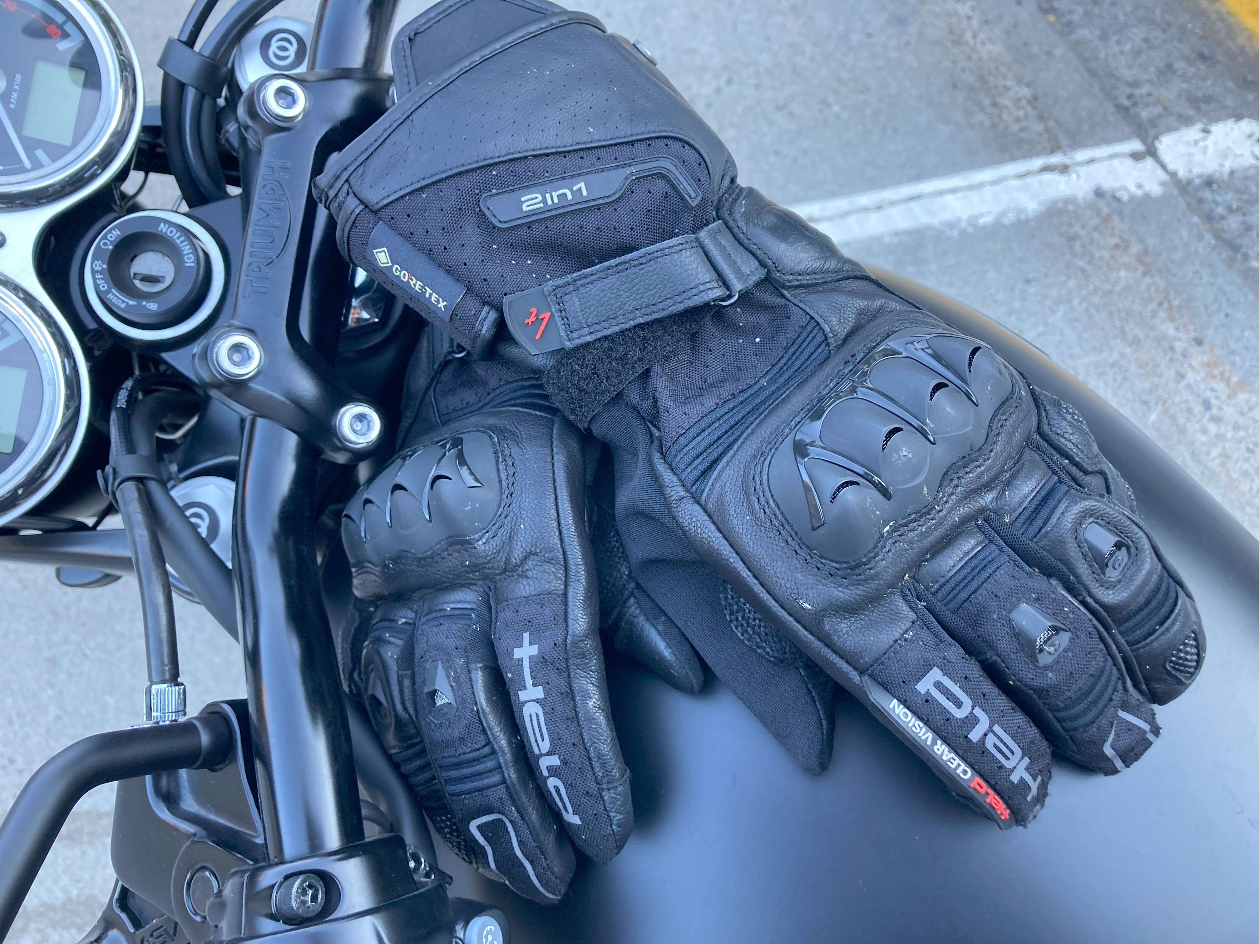 motorcycle gloves 