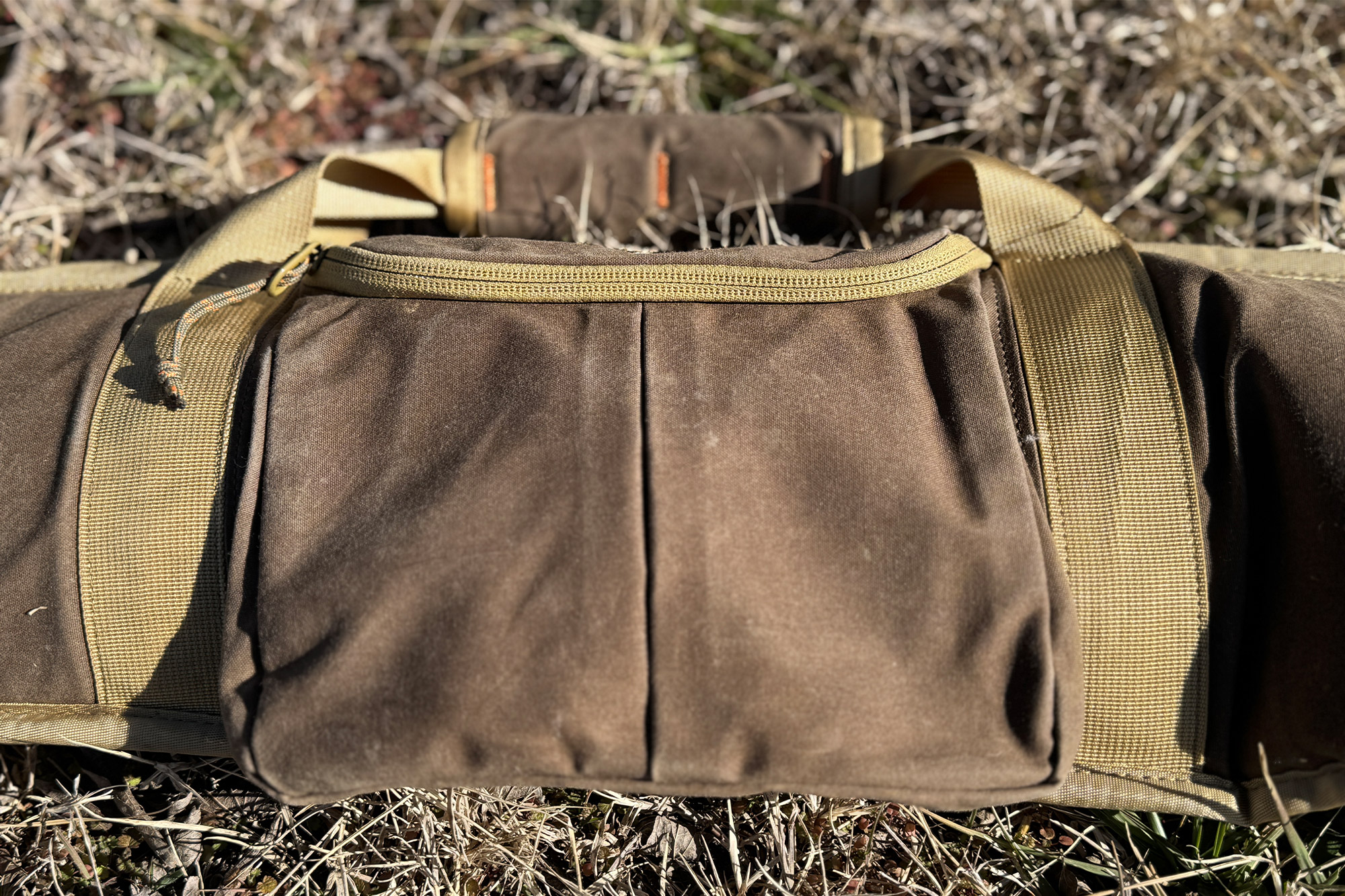 Duck Camp sleeve showing a zippered front pocket