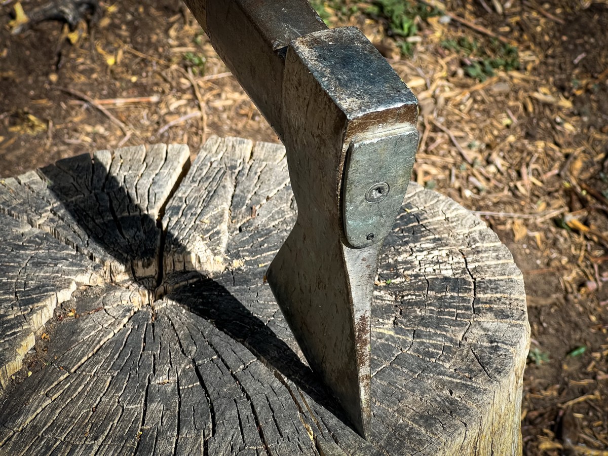 Head of the The STIHL Universal Pro Forestry Axe