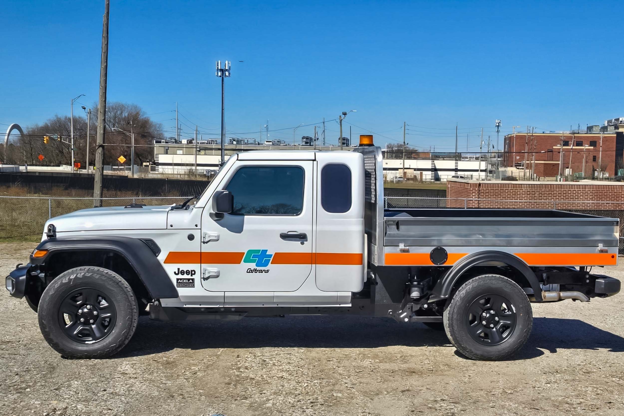 Acela Dispatcher 4x4