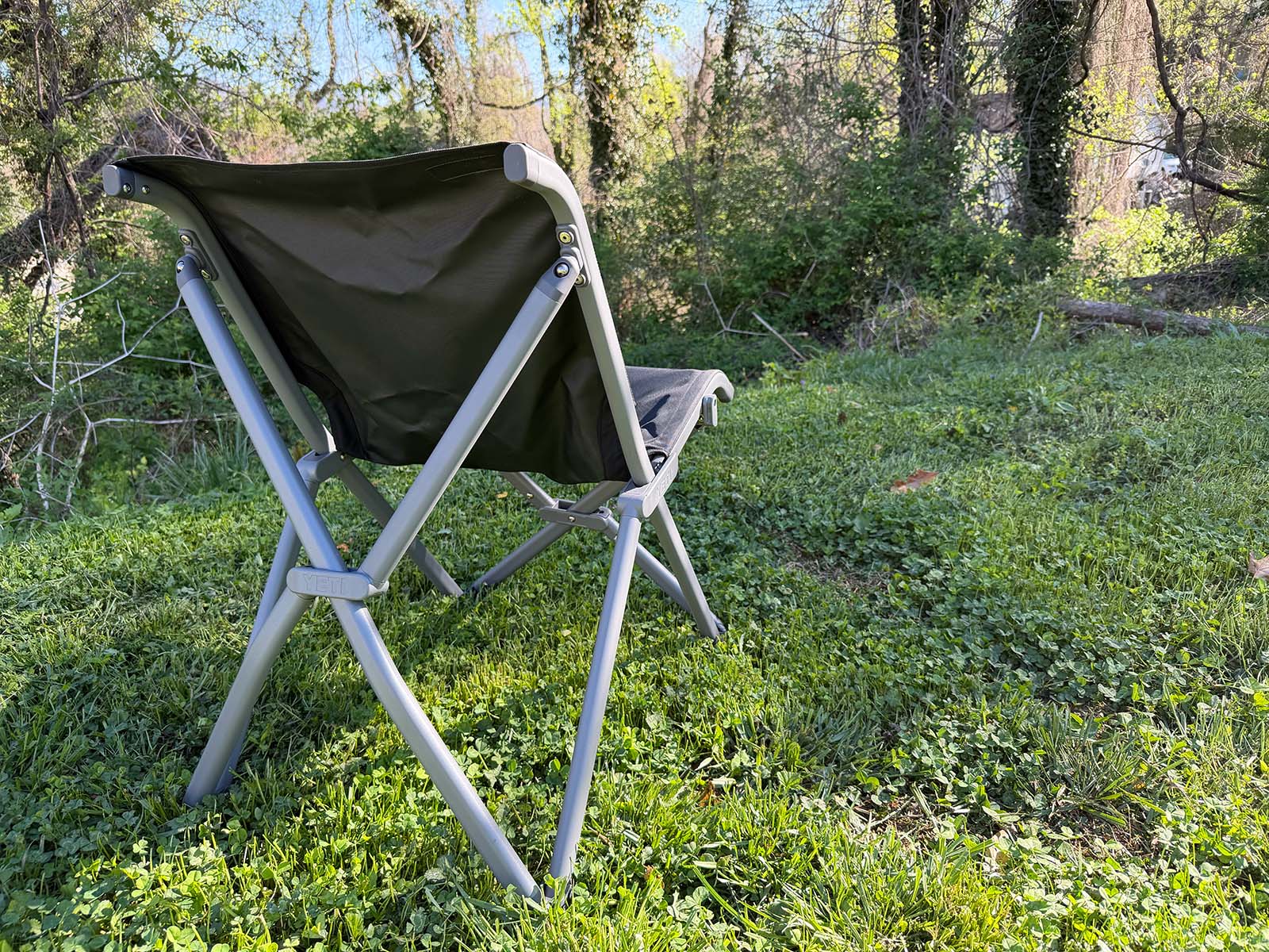 yeti trailhead field chair from behind outside