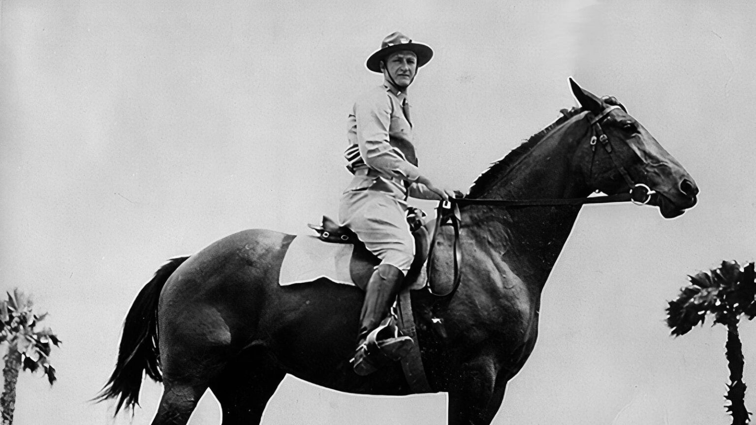 Texas Lt. Jack Knight Kept Fighting After Being Blinded, Awarded the Medal of Honor Texas Lt. Jack Knight Kept Fighting After Being Blinded, Awarded the Medal of Honor