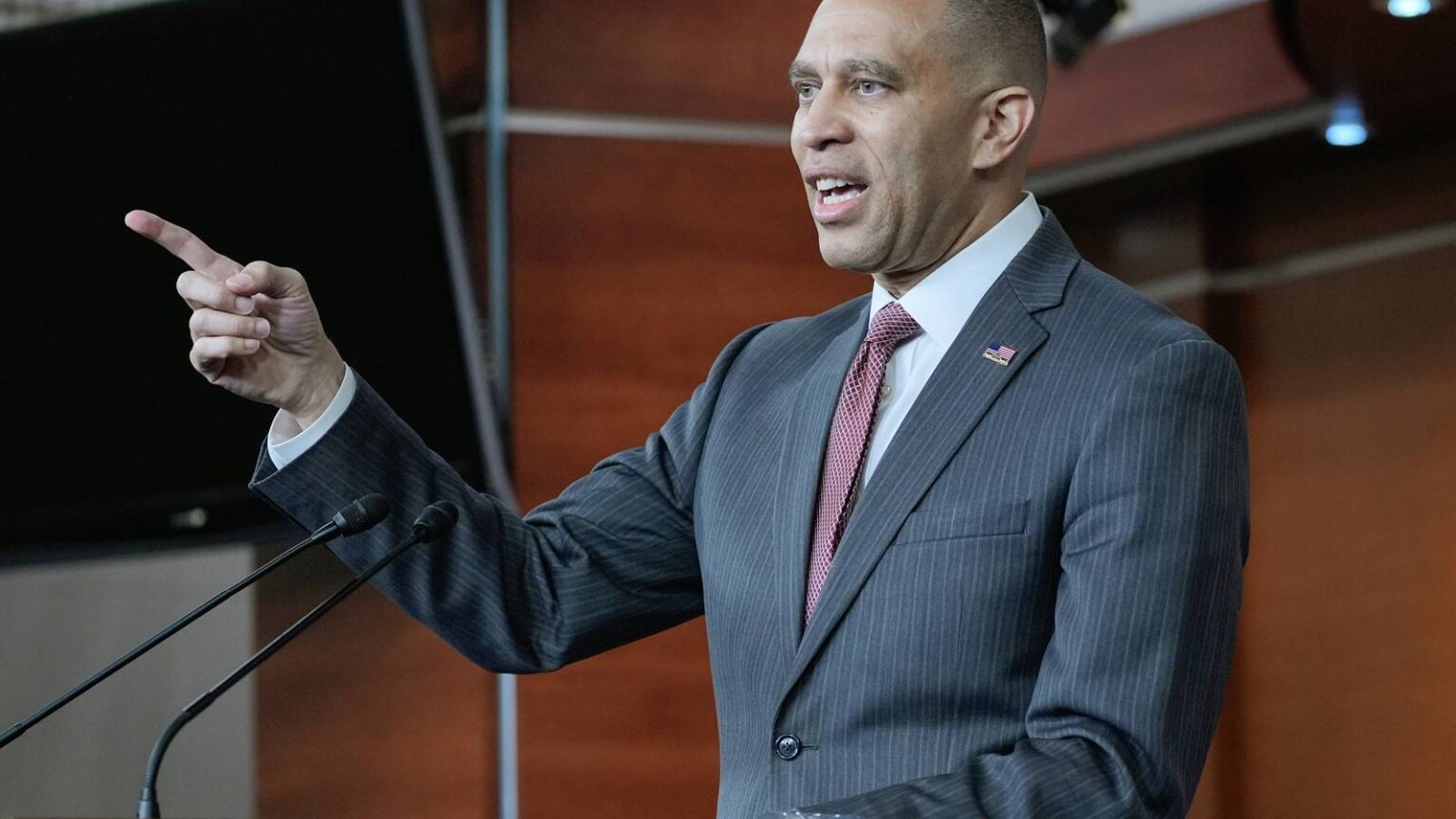 Democrats Are Hoping for a Breakthrough as the House Takes Another Iran War Vote