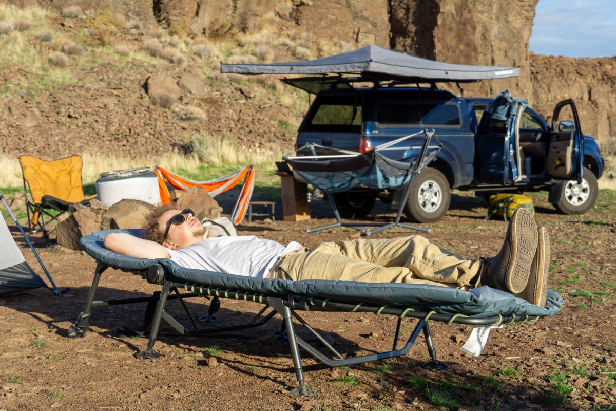 gearjunkie tester nick belcaster tests the comfort of the rei wonderland comfort cot while camping in eastern washington