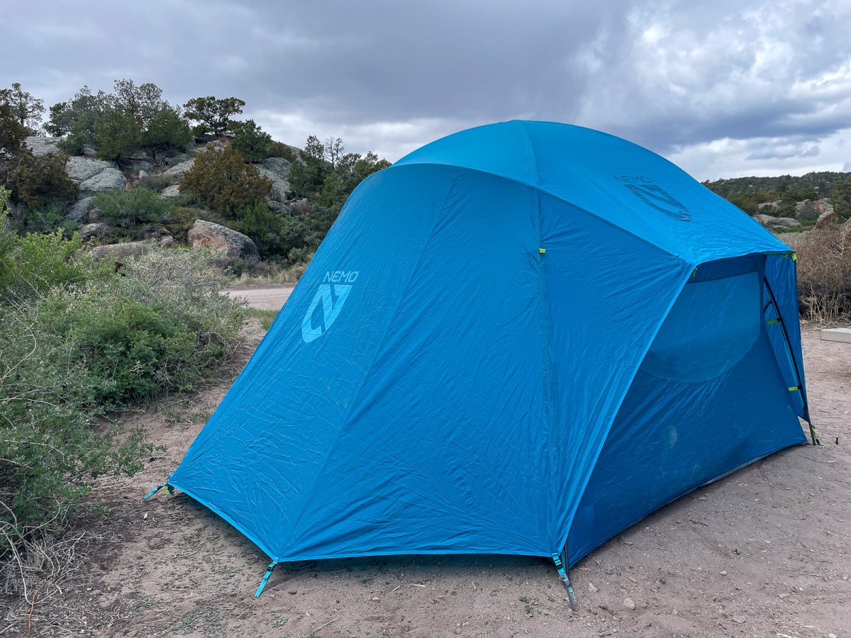 the nemo aurora highrise 4 tent setup in joshua tree national park