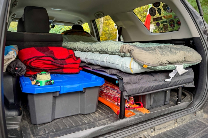 Pacific Adventure Works Hideaway Sidekick being tested by gearjunkie tester nick lefort