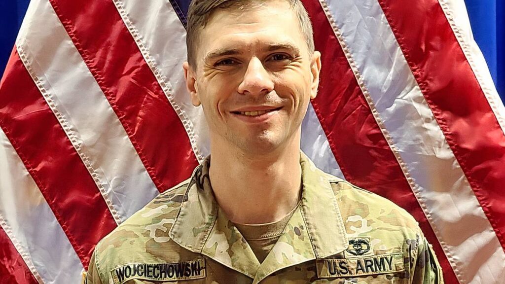 Army Combat Medic Turned Lawyer Helps Veterans Fight for Benefits