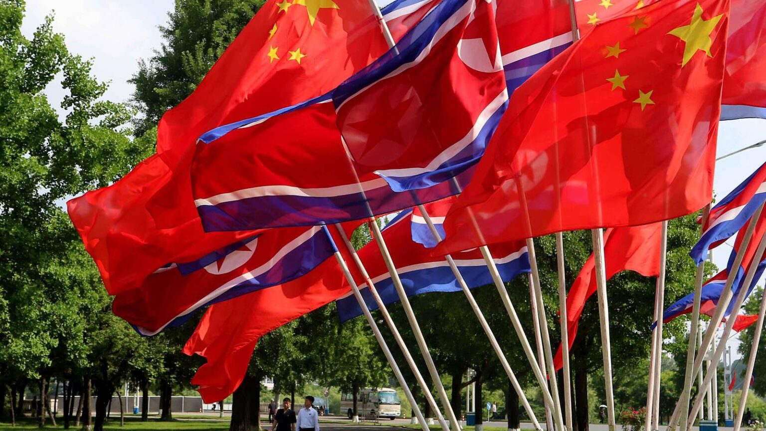 Xi and Kim Express Hopes for Greater Ties Between China and North Korea Xi and Kim Express Hopes for Greater Ties Between China and North Korea