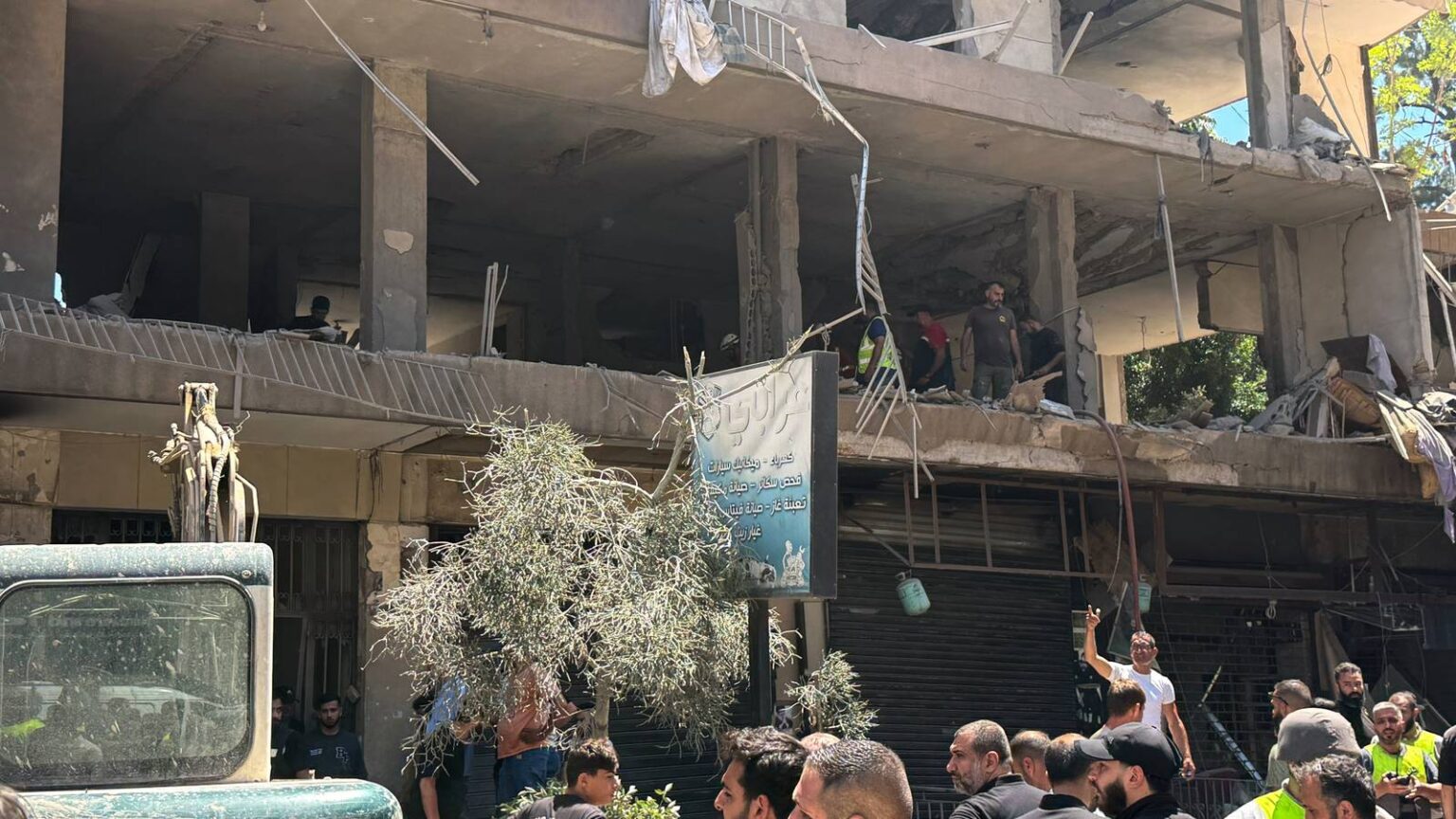 Israeli Military Strikes Beirut Suburbs in the Lead-up to Anticipated US-Iran Deal Israeli Military Strikes Beirut Suburbs in the Lead-up to Anticipated US-Iran Deal