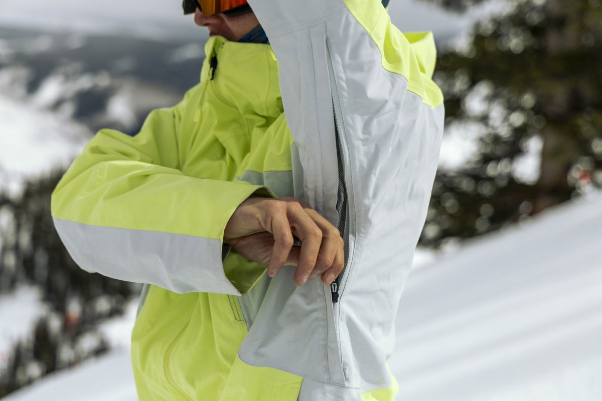 Burton Reserve ski jacket