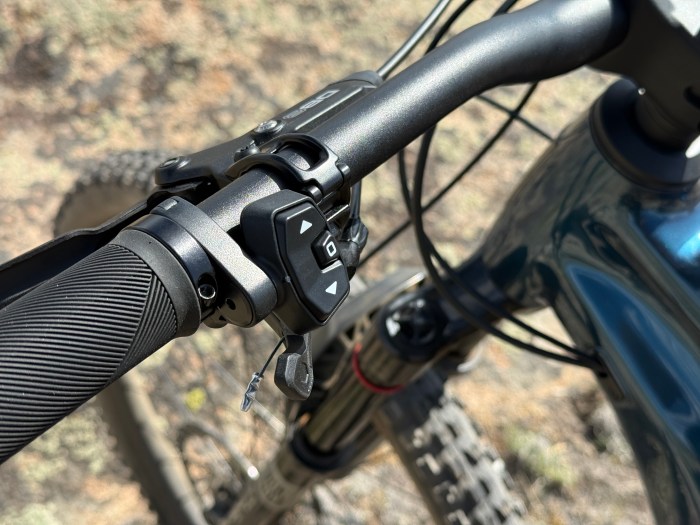 Aventon Current ADV E-MTB on-bar remote