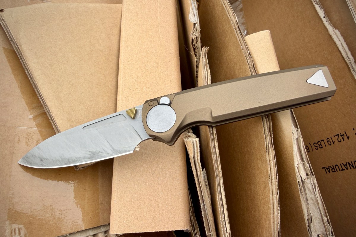 Work Sharp RMX Thumbstud knife on cardboard