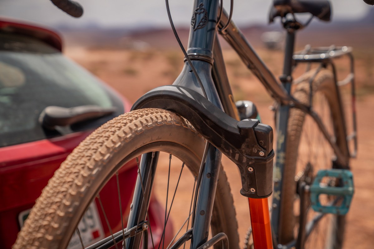 Front bike tire held in place by the Kuat NV 2.0 rack arm