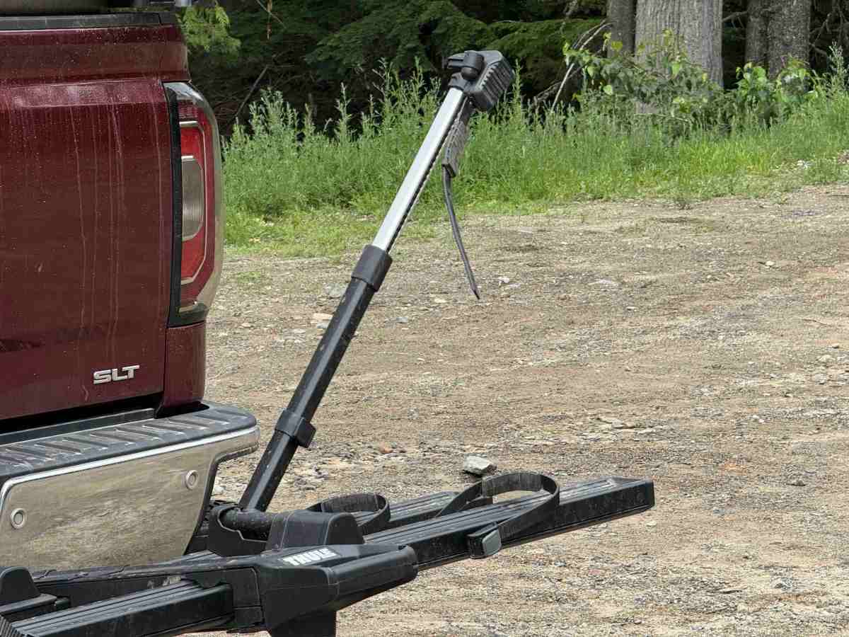 The telescopic arm has a small housing to hold the strap when its not in use; (photo/Morgan Tilton)