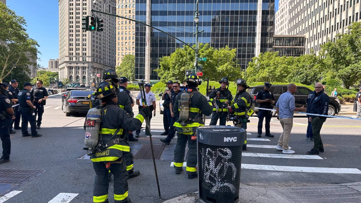 Army Veteran Accused of Setting Fire Outside Federal Building That Houses ICE Army Veteran Accused of Setting Fire Outside Federal Building That Houses ICE