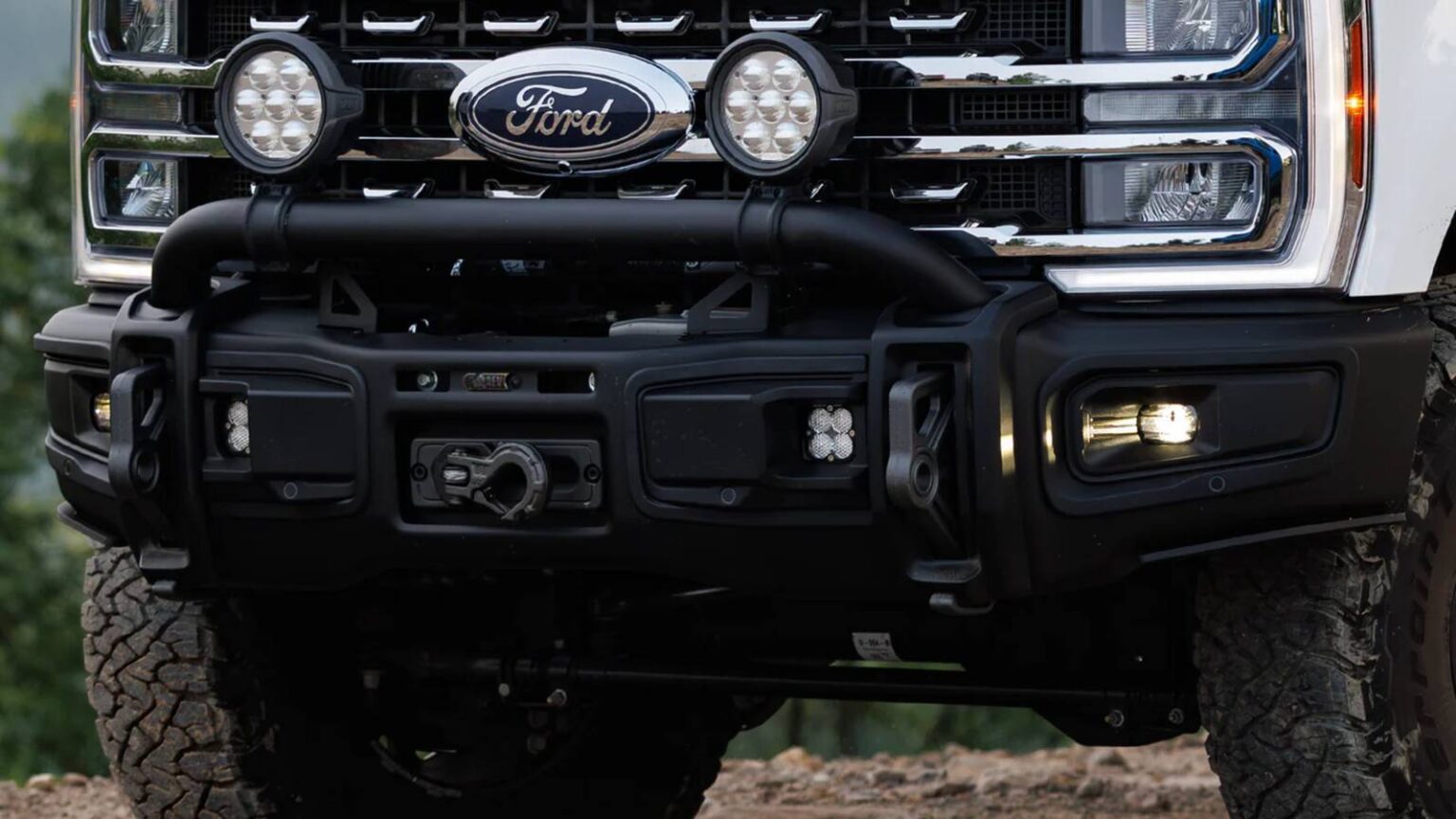 Ford Super Duty Trucks Get ,000 Worth Of Off-Road Help From AEV
