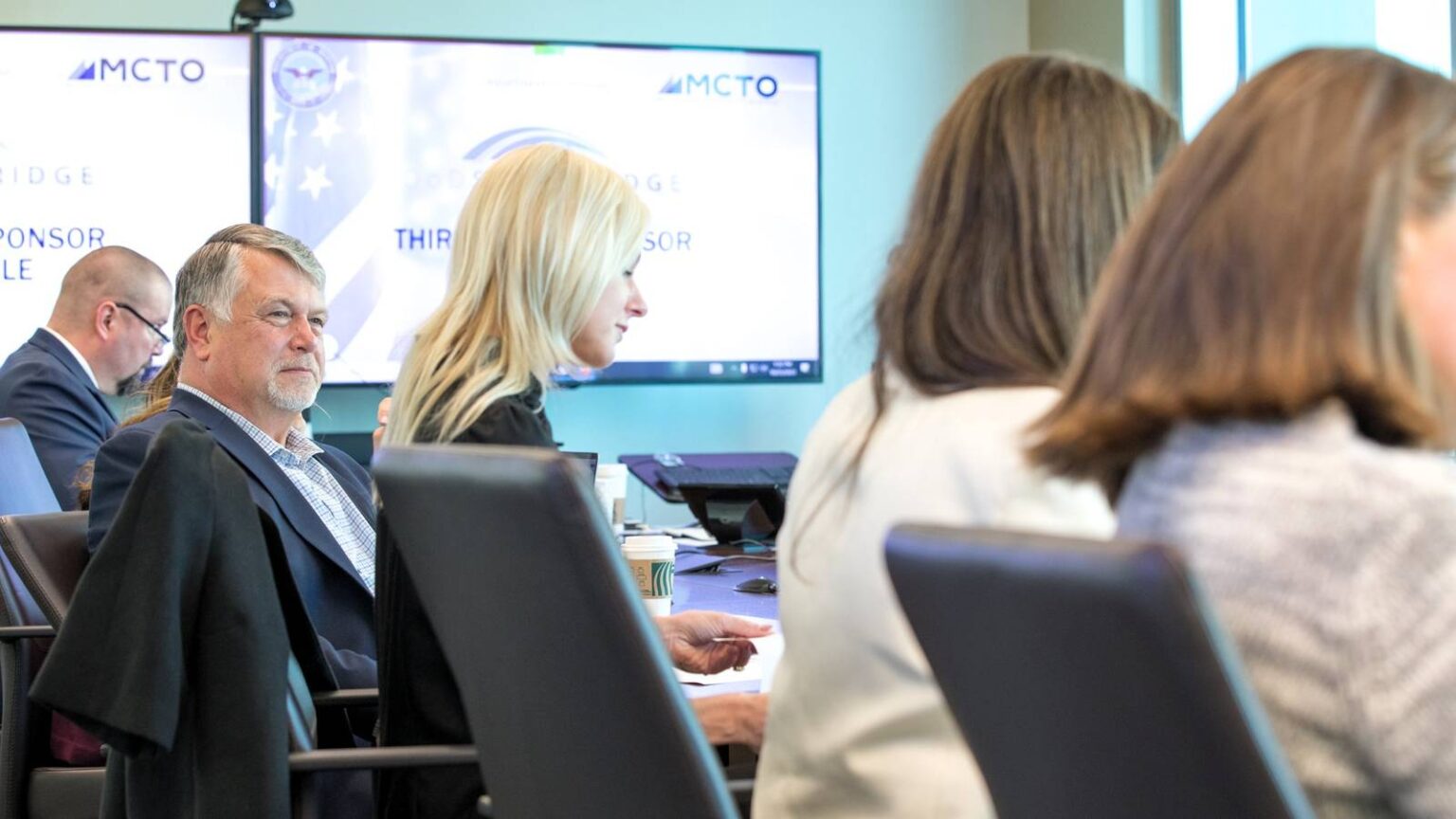 Bored at Your Civilian Job? 5 Tips to Turn Downtime Into an Advantage Bored at Your Civilian Job? 5 Tips to Turn Downtime Into an Advantage