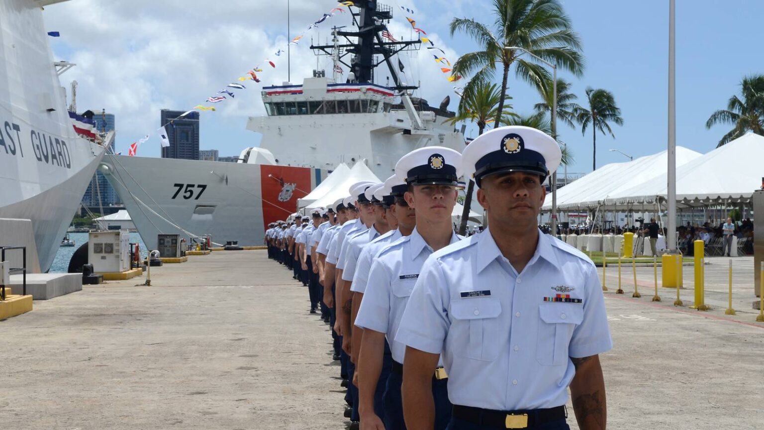 Enlistment Benefits, Requirements & FAQs