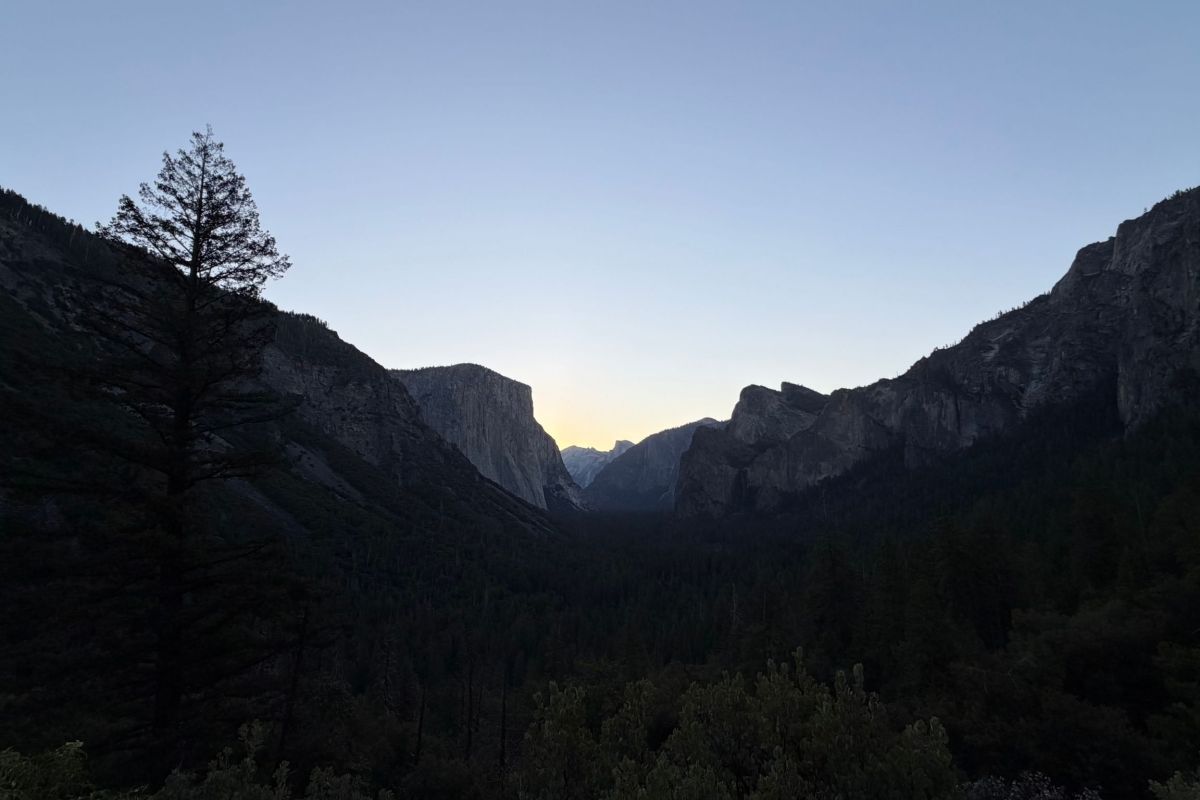 view of yosemite valley at sunrise