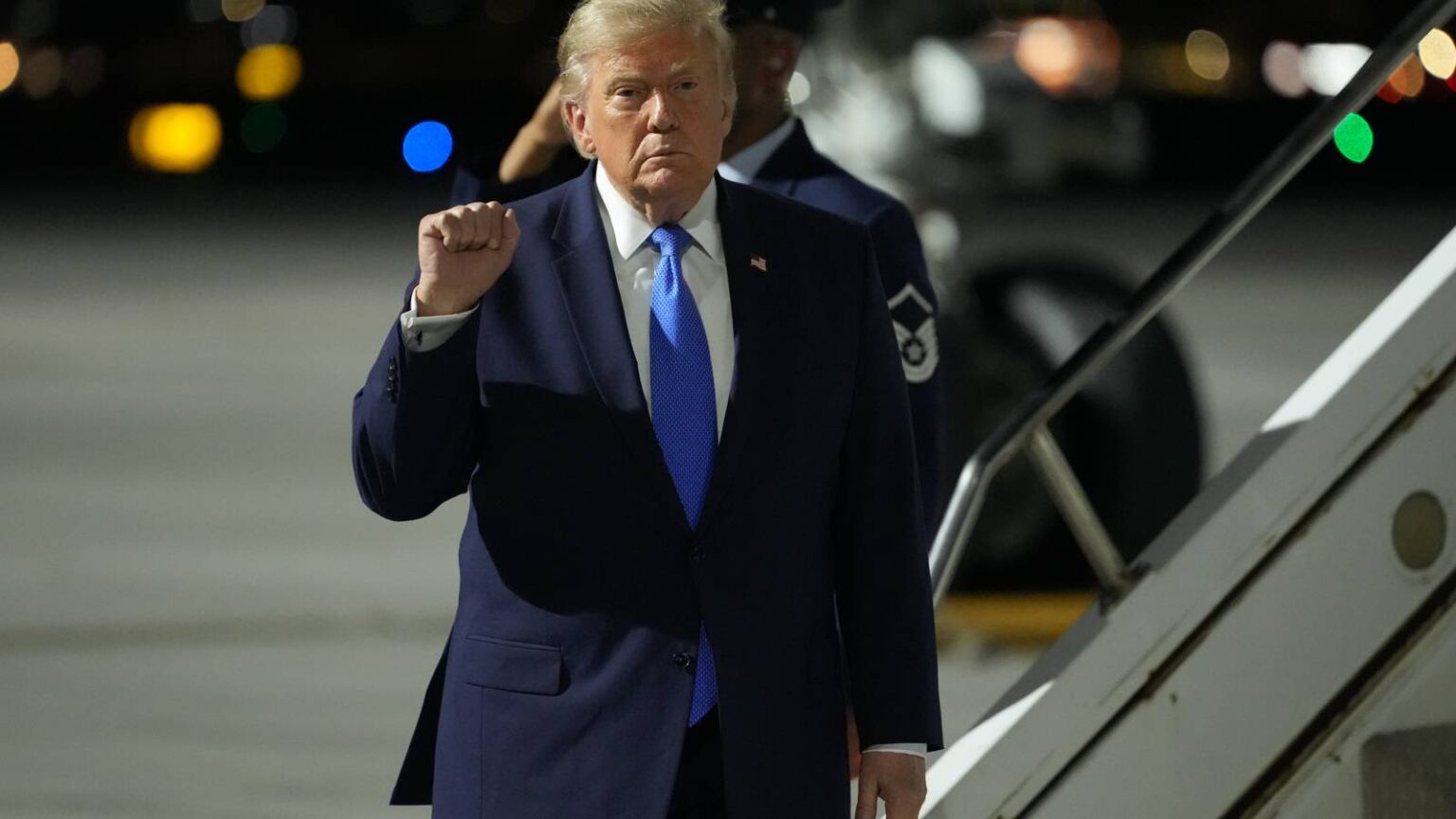 Trump Says Deal to Reopen the Strait of Hormuz Could Come as Early as Wednesday Trump Says Deal to Reopen the Strait of Hormuz Could Come as Early as Wednesday