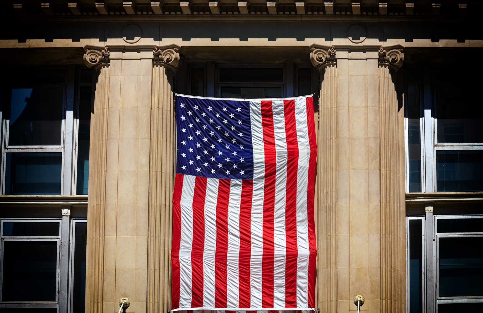 American_Flag_at_VA_Headquarters_Washington_D.C.