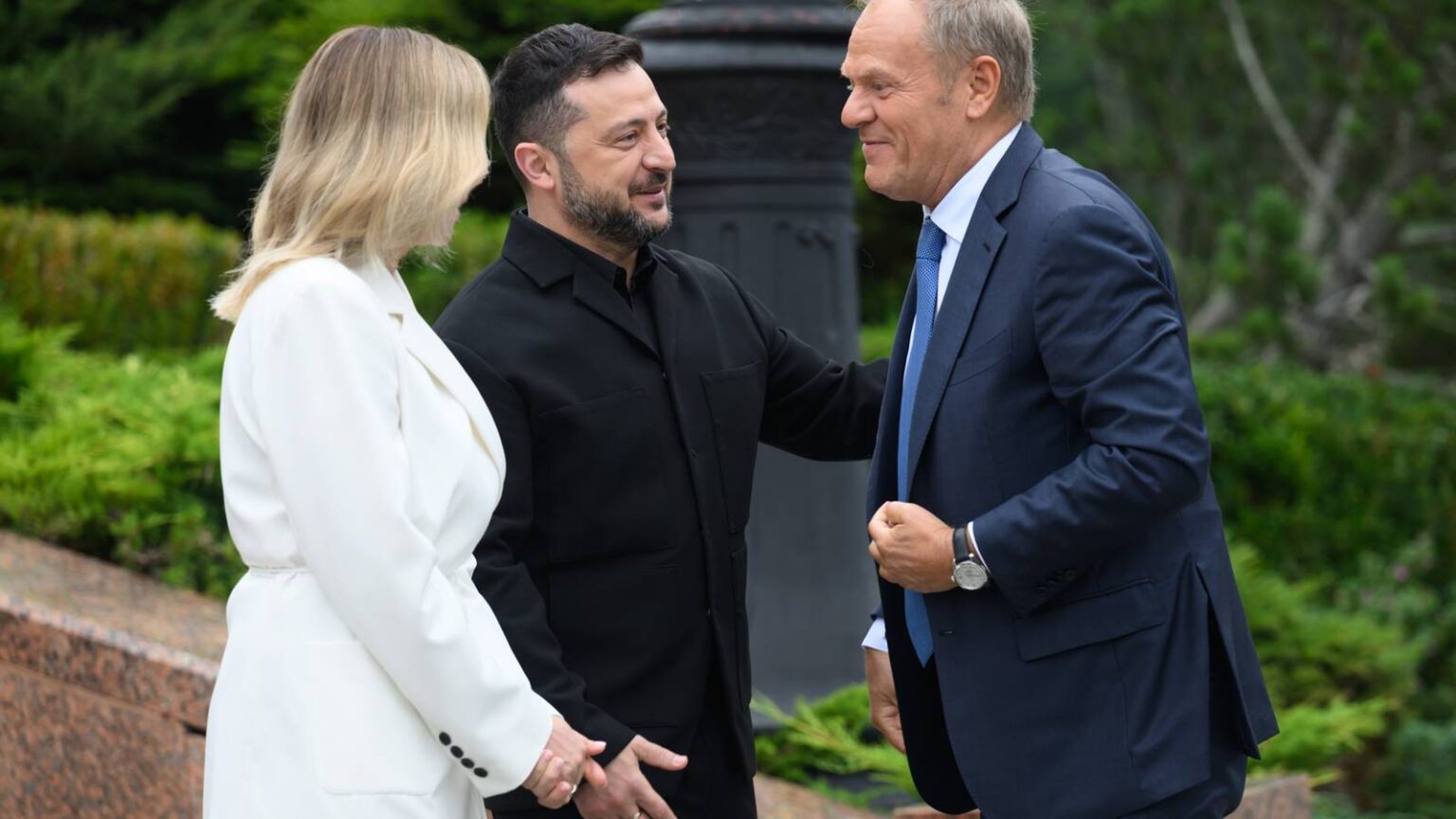 Zelenskyy Welcomes Leaders From 7 Countries for a Regional Summit Zelenskyy Welcomes Leaders From 7 Countries for a Regional Summit