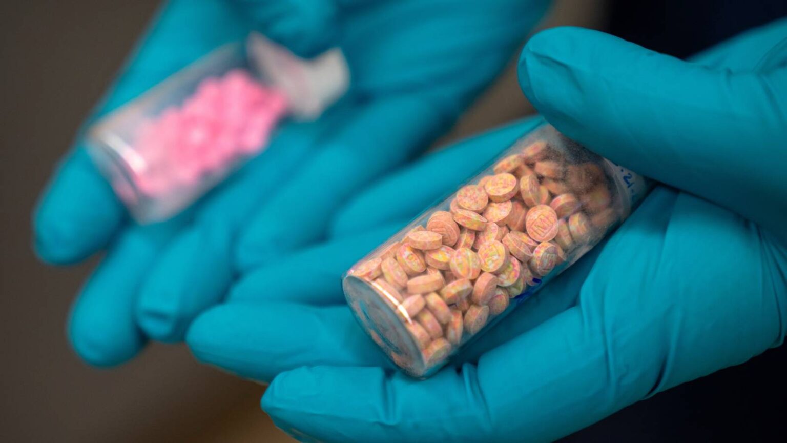 Two Sailors Plead Guilty to Dealing Fentanyl-Laced Pills on USS Abraham Lincoln