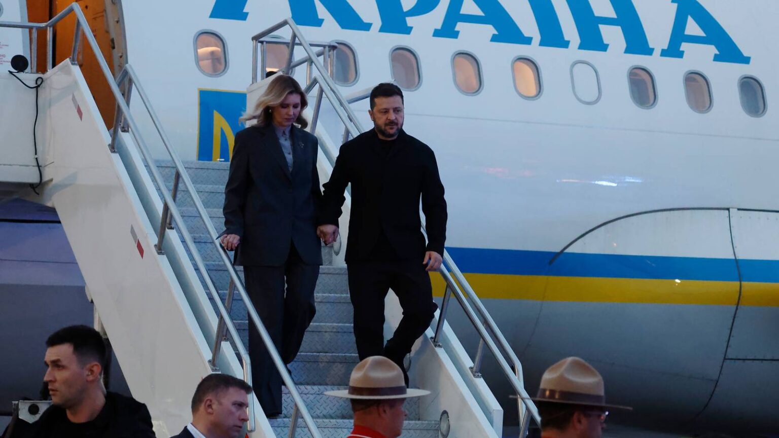Zelenskyy Visits Canada to Seek Further Military Support for Ukraine