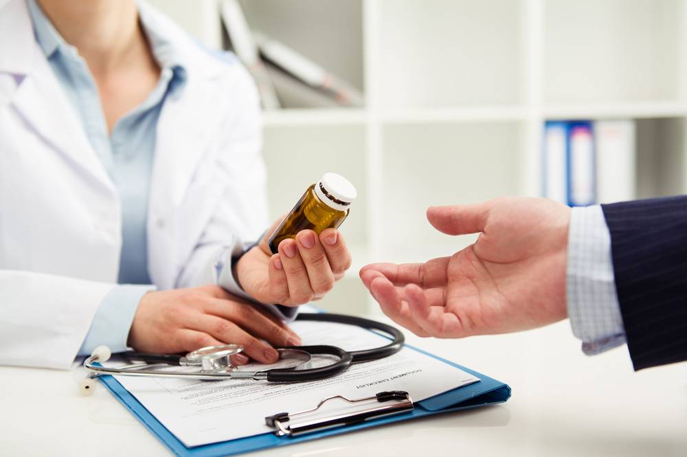 Medicare Part D or Tricare Pharmacy: Which Is Better? Medicare Part D or Tricare Pharmacy: Which Is Better?