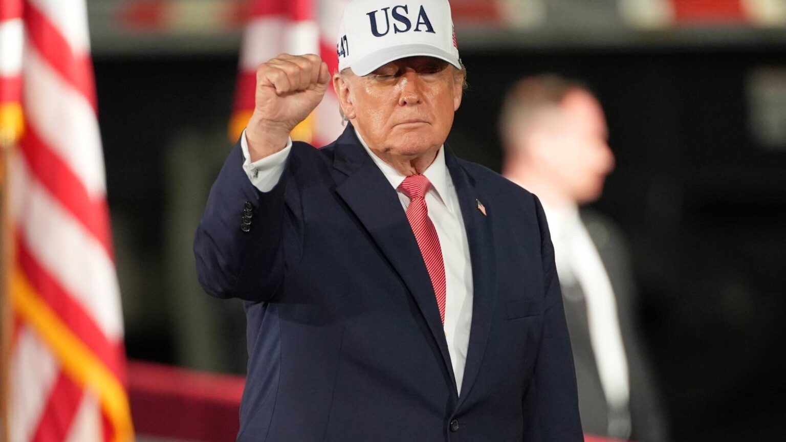 Trump Says ‘No Money’ Going to Camp Lejeune Toxic Water Victims’ Claims if GOP Loses Midterm Elections